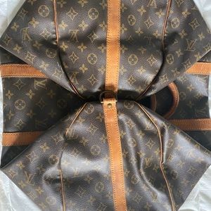 Louis Vuitton bandouliere 50cm